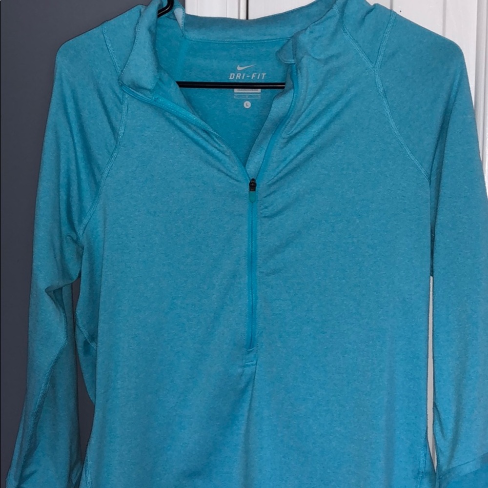 Nike Dri-fit pullover